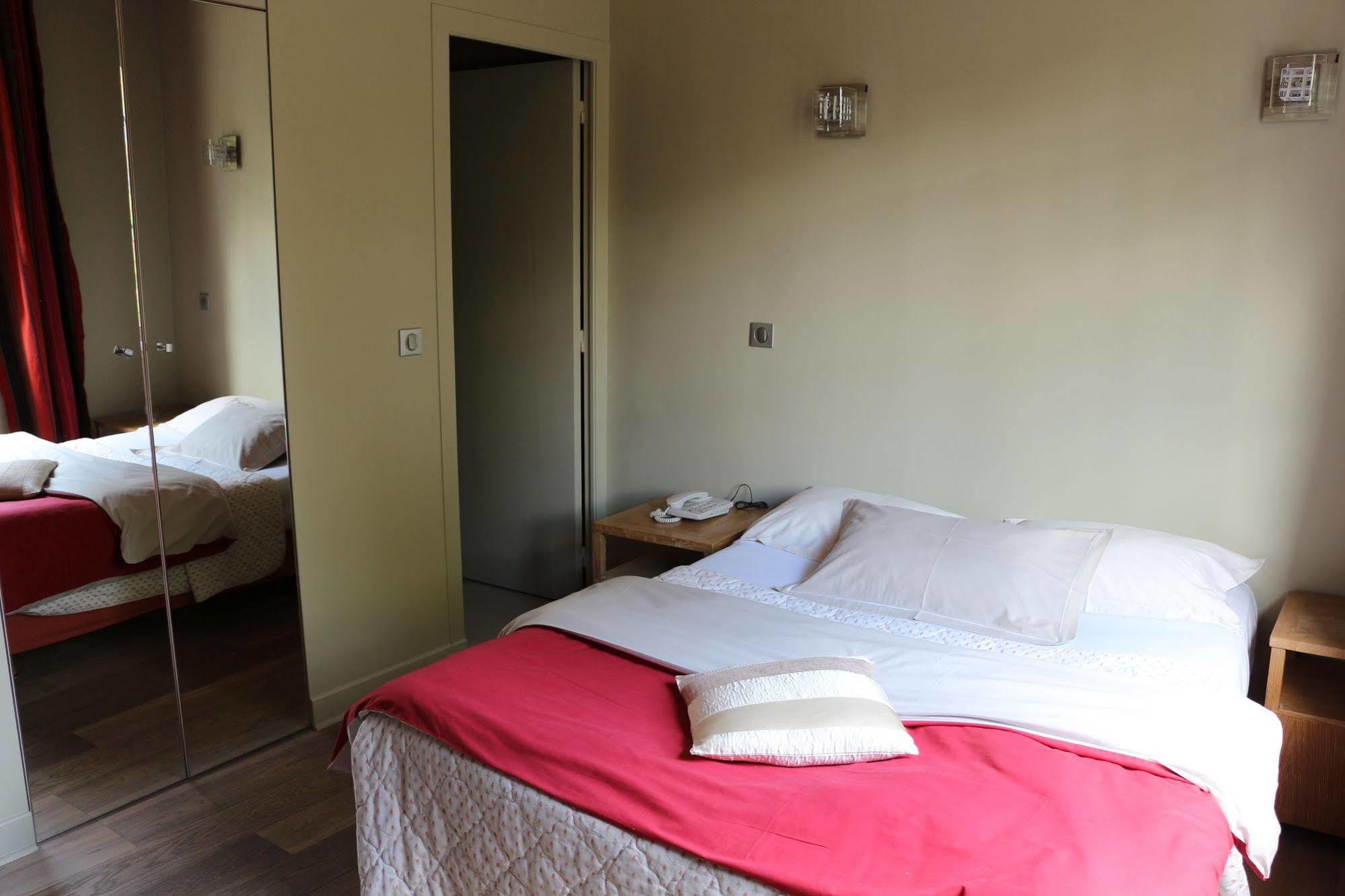 Le Vert Galant - Auberge Etchegorry Paris Exterior foto